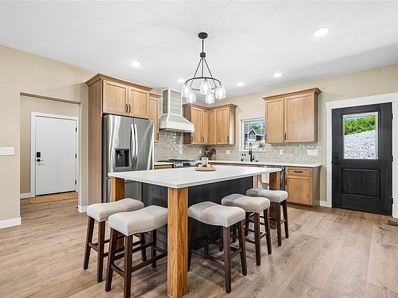 5th image of 5630 Seminole Valley Trl NE
