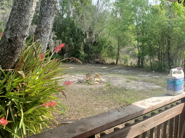 5610 W Woodlawn St, Dunnellon, FL 34433