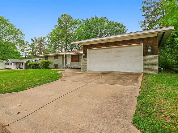 3rd image of 1315 Kimwood Dr