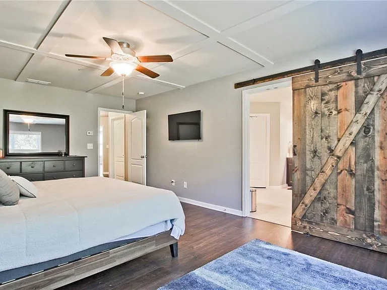 112 Davina Dr — Photo 19