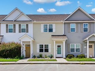 107 Justice Farm Dr, Sneads Ferry, NC 28460