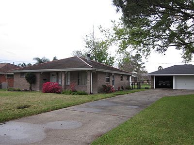 2nd image of 940 Jung Blvd