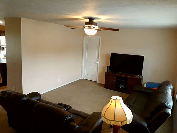 4th image of 2890 Dornick Dr