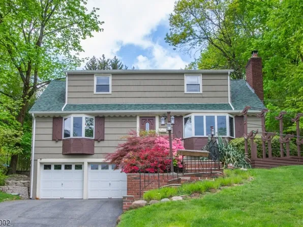 85 Mountain Ave, North Caldwell Boro, NJ 07006