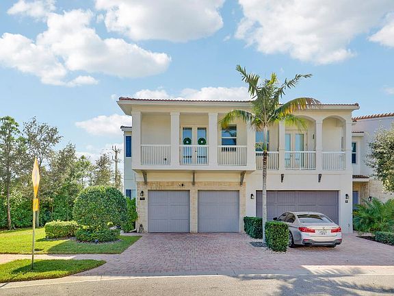 2nd image of 100 NW 69th Cir Unit 71