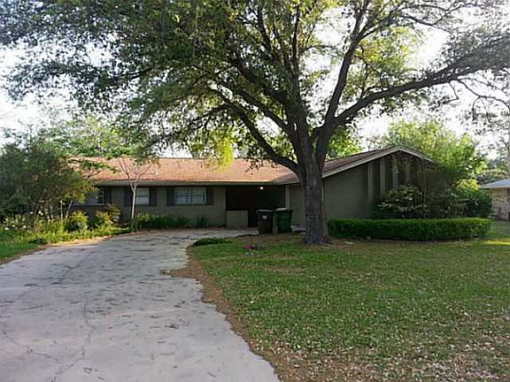 3rd image of 611 Virginia Dr