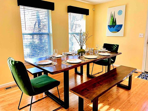 8 seat dining table
