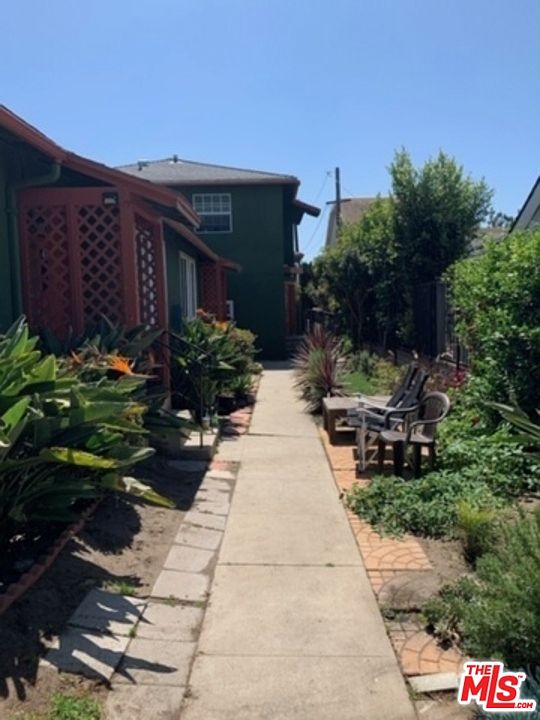 1st image of 1112 Ocean Park Blvd APT B