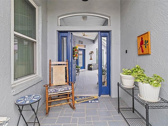 2nd image of 3007 BELLFLOWER WAY