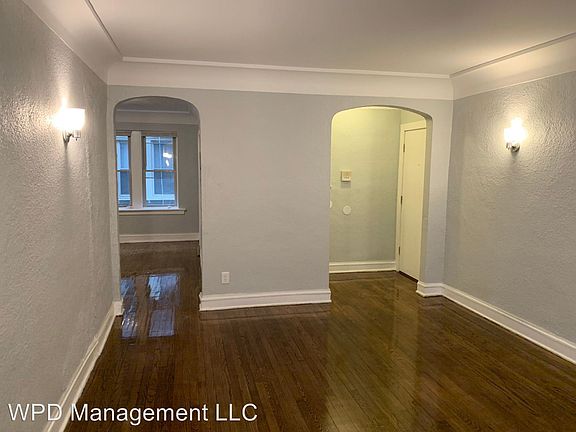 3rd image of 7635 S East End Ave APT 3E