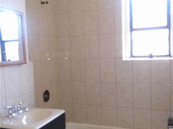 5th image of 4119 41st St APT 6F