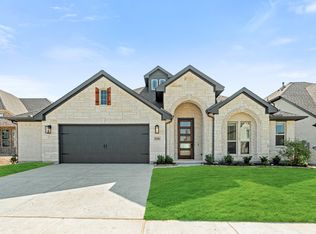 16916 Tussock Ave, Justin, TX 76247