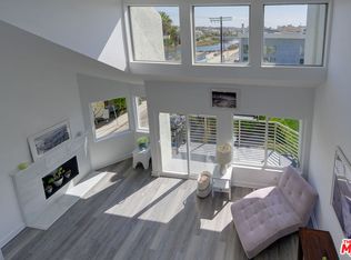 27 Ironsides St APT D, Marina Del Rey, CA 90292