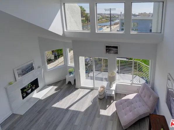 27 Ironsides St APT D, Marina Del Rey, CA 90292