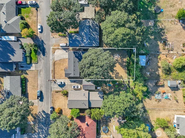 1492 SW Kelly Avenue, Chehalis, WA 98532