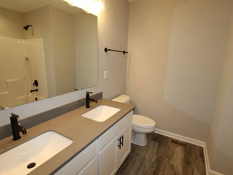 339 Central State Blvd #1 — Photo 18