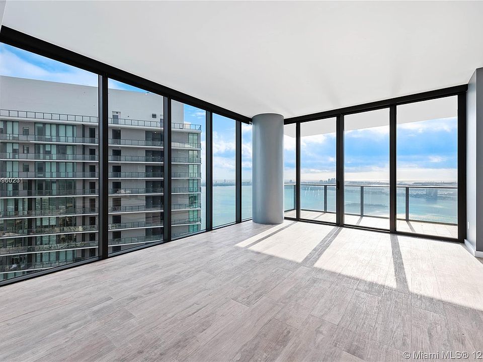 1st image of 650 NE 32nd Ave #Penthouse 5104