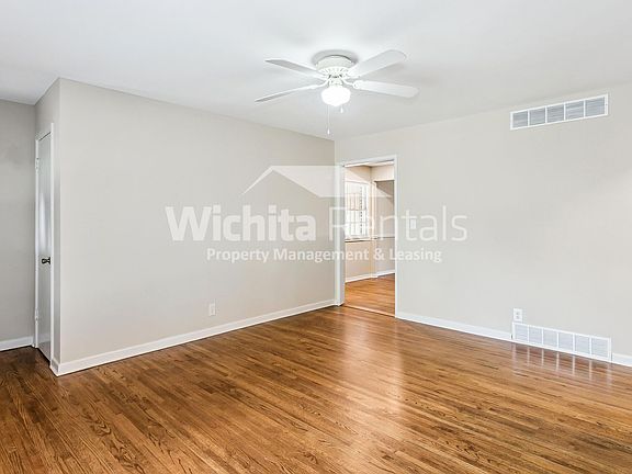 3rd image of 2110 W Haskell St