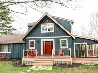 56 Balcom Rd, Foster, RI 02825