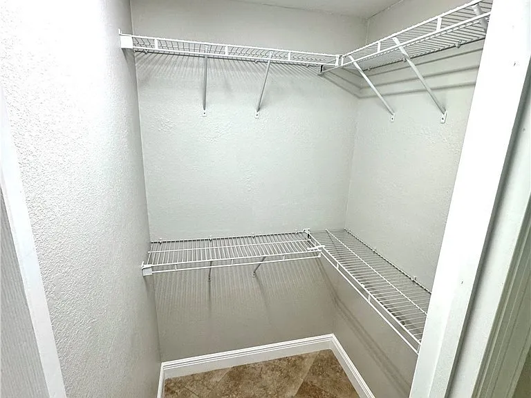 3829 SW 17th Pl — Photo 21