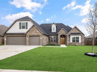 1122 Giulia Ave, Tontitown, AR 72762