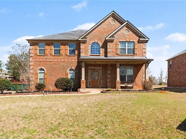2011 Wentworth Dr, Locust Grove, GA 30248