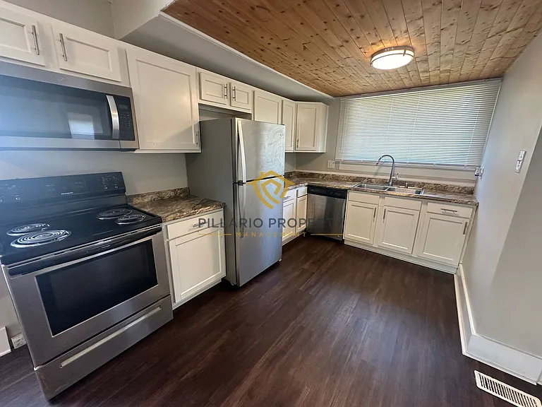 1528 E Tabor St — Photo 14