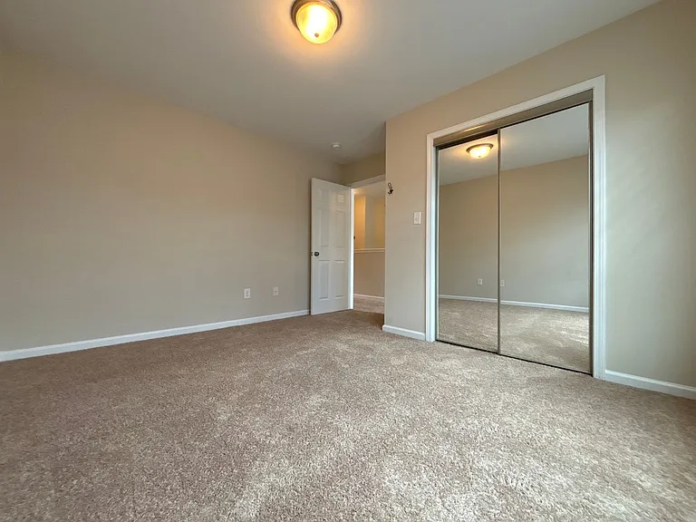 202 Prism Ct — Photo 19