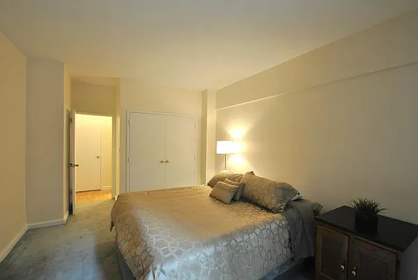 Sold by Real Direct | media 21