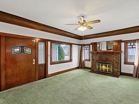 5th image of 1601 W Knox Ave