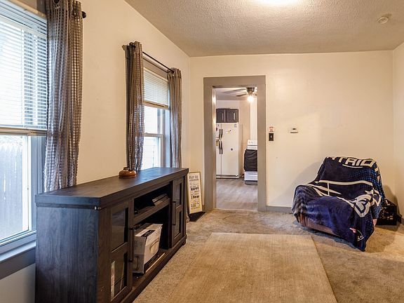 5th image of 35 Essex St