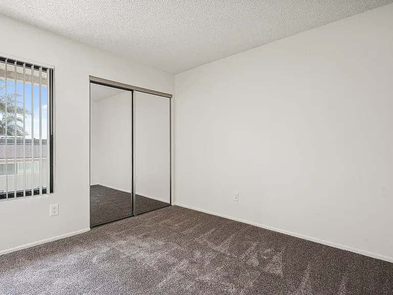 Kimberly Terrace — Photo 36