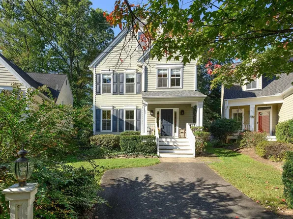 111 Amherst Cmn, Charlottesville, VA 22903
