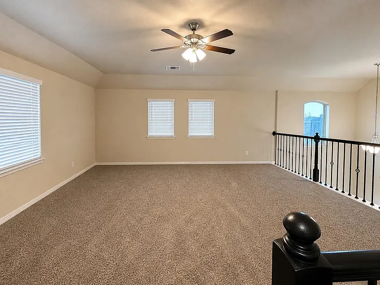 13935 Carncross Ct — Photo 37