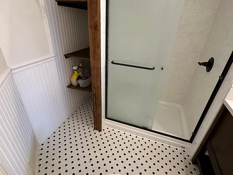 Upstairs Bathroom