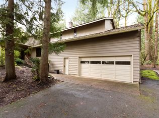 10423 SW 11th Dr, Portland, OR 97219