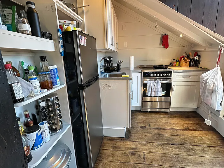 75 Mount Vernon St #5 — Photo 8