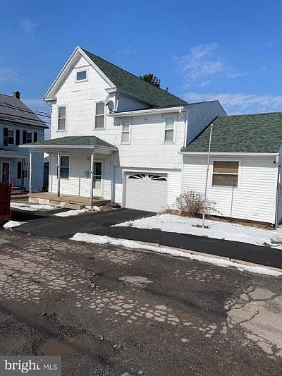 1st image of 125 E Monroe St