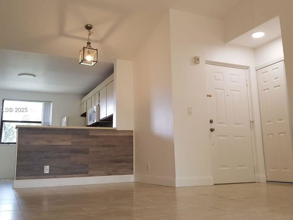 1st image of 10121 W Sunrise Blvd APT 306