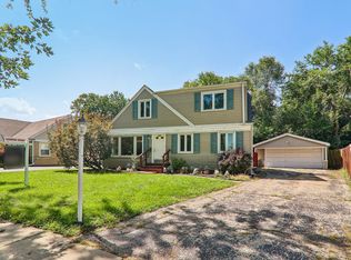 2870 Alden Ln, Des Plaines, IL 60018