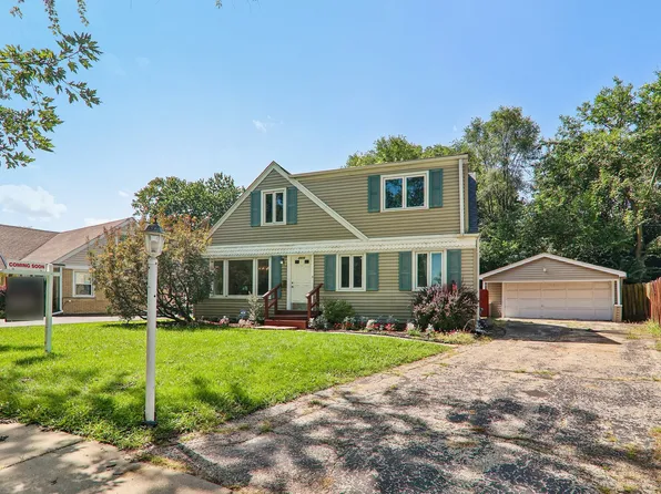 2870 Alden Ln, Des Plaines, IL 60018