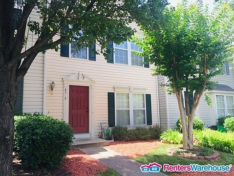 1st image of 2812 Queensland Dr