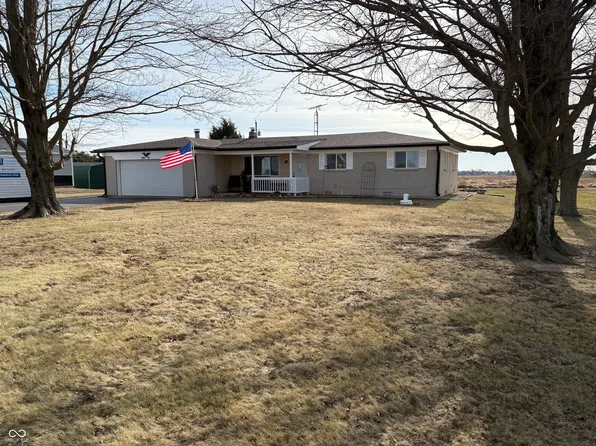 657 W Brookville Rd, Fountaintown, IN 46130