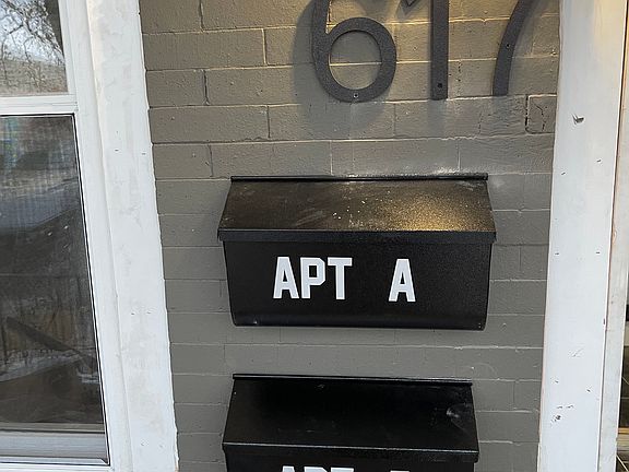 2nd image of 617 W Allegheny Ave #B