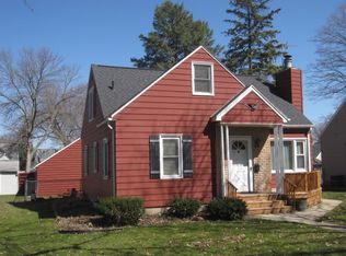 807 Bourland Ave, Waterloo, IA 50702