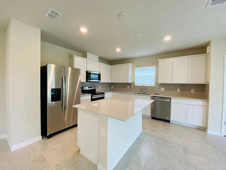 17410 Million Lakes Ct — Photo 12