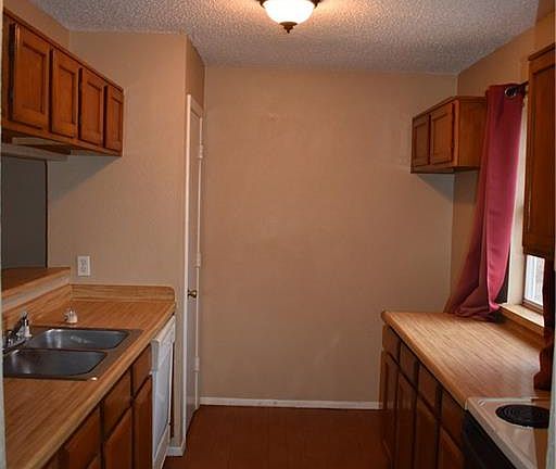 4th image of 5510 Blue Spruce Dr