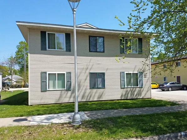 db821, 821 5th Ave S #825, La Crosse, WI 54601