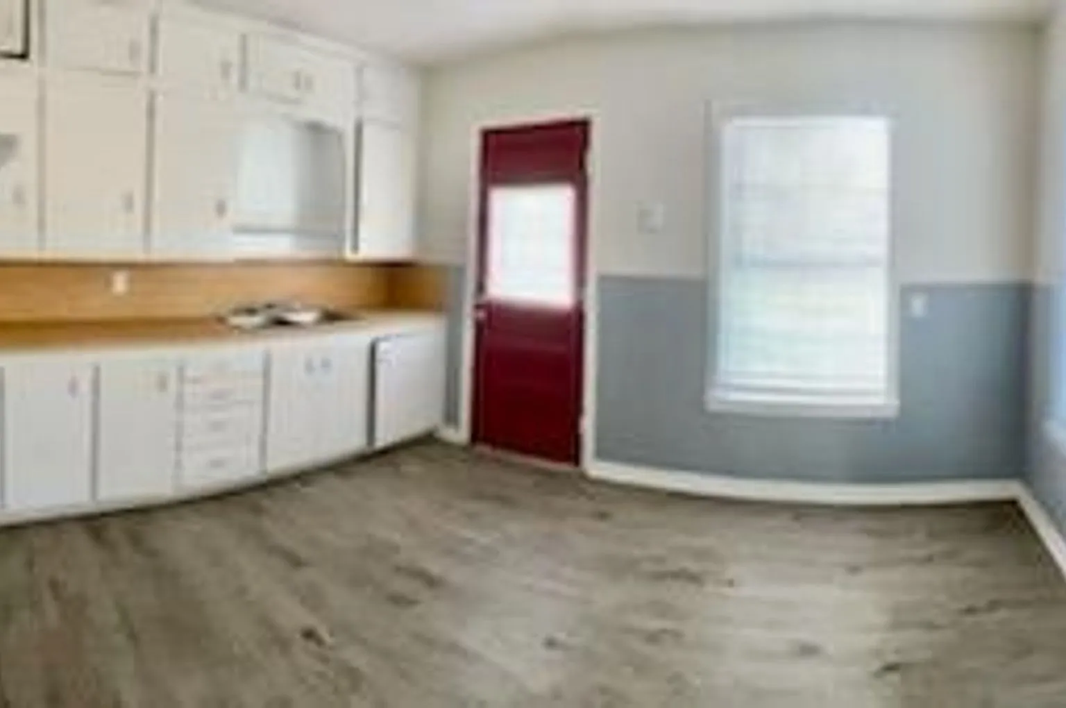 $0 First Month's Rent / $0 Deposit at Move-in — Photo 4