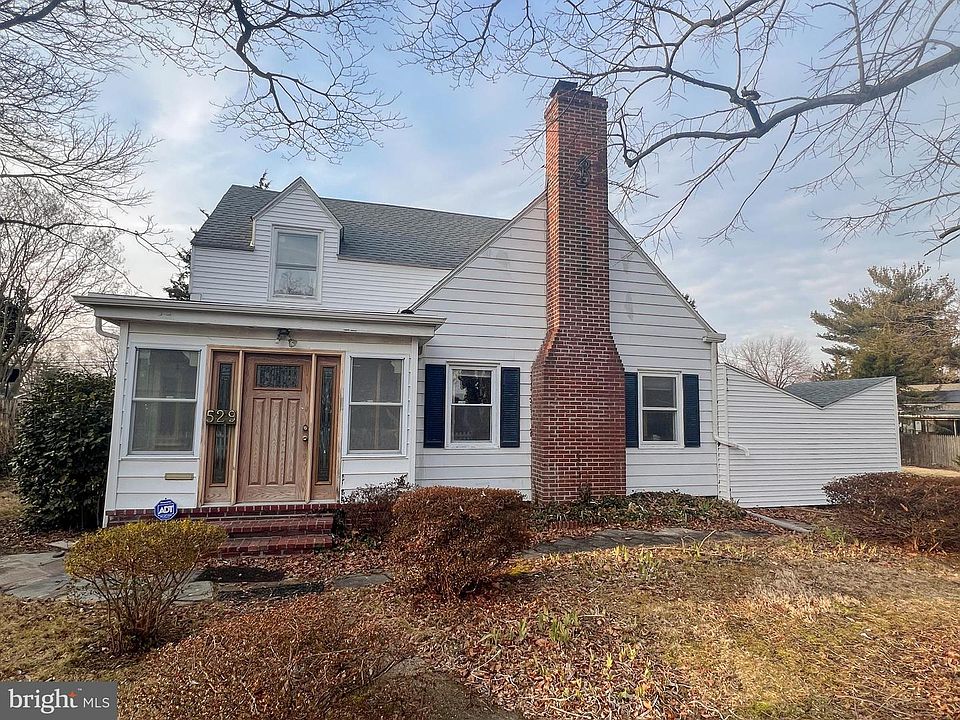 1st image of 529 Greenhill Rd